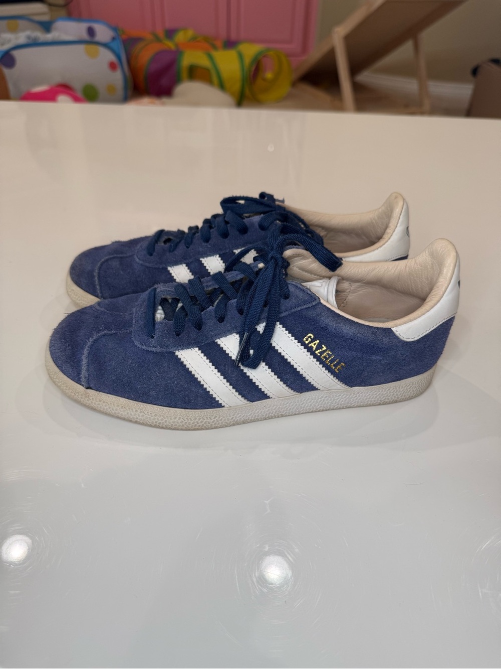 Adidas Women’s Navy Suede Gazelle - Picture 2 of 6